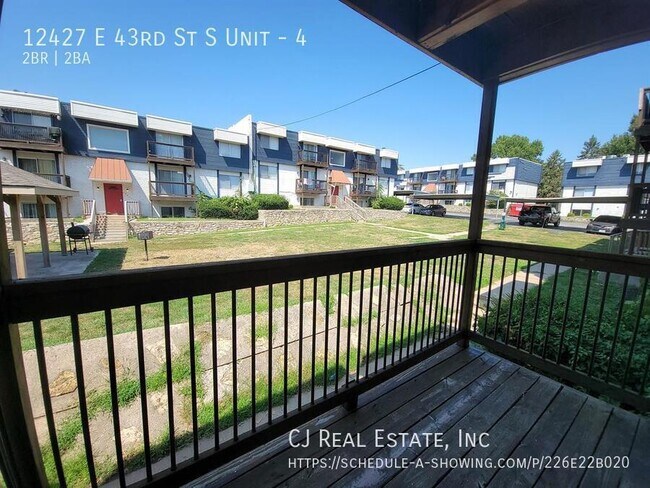 Building Photo - 12427 East 43rd St S