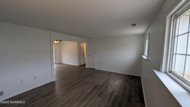 Building Photo - 226 Sawmill Rd