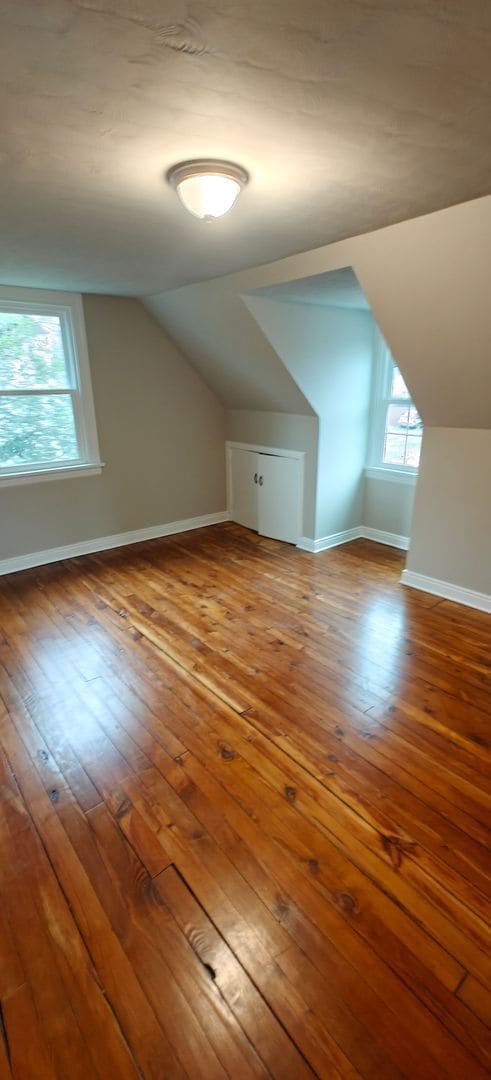 Building Photo - Renovated 4 bedroom cape with large fence yard