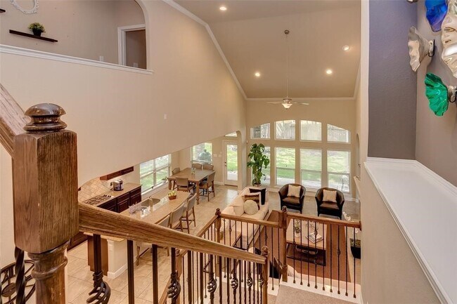 Building Photo - 3 Galleta Ct