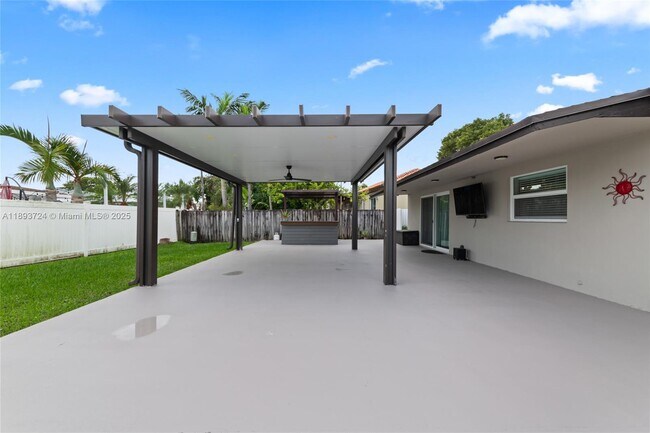 Building Photo - 8440 SW 201st St
