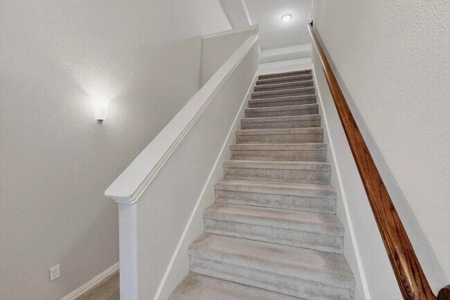 Building Photo - 4204 Nia Dr