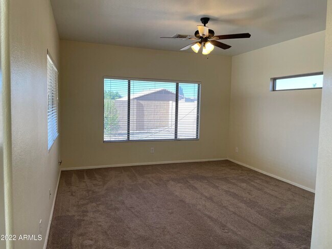 Building Photo - 6511 W Range Mule Dr
