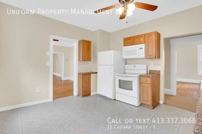 Building Photo - 15 Casimir St