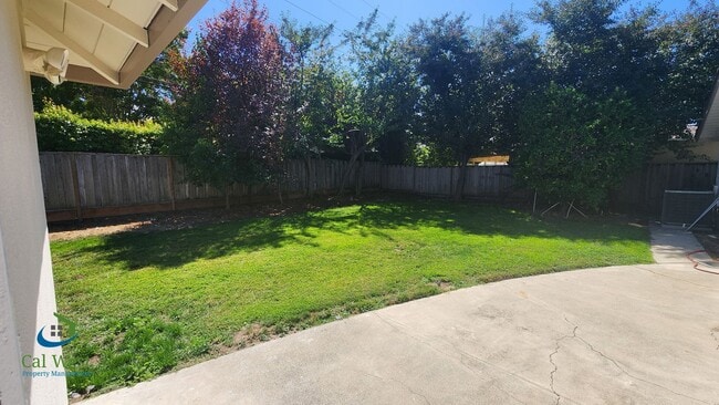 Building Photo - 1436 Cherrydale Dr