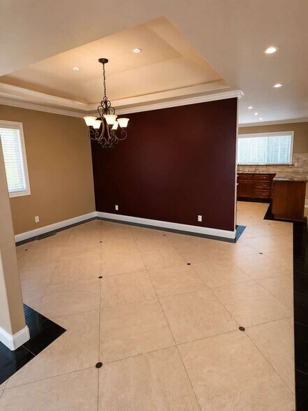 Building Photo - 668 Faraone Dr