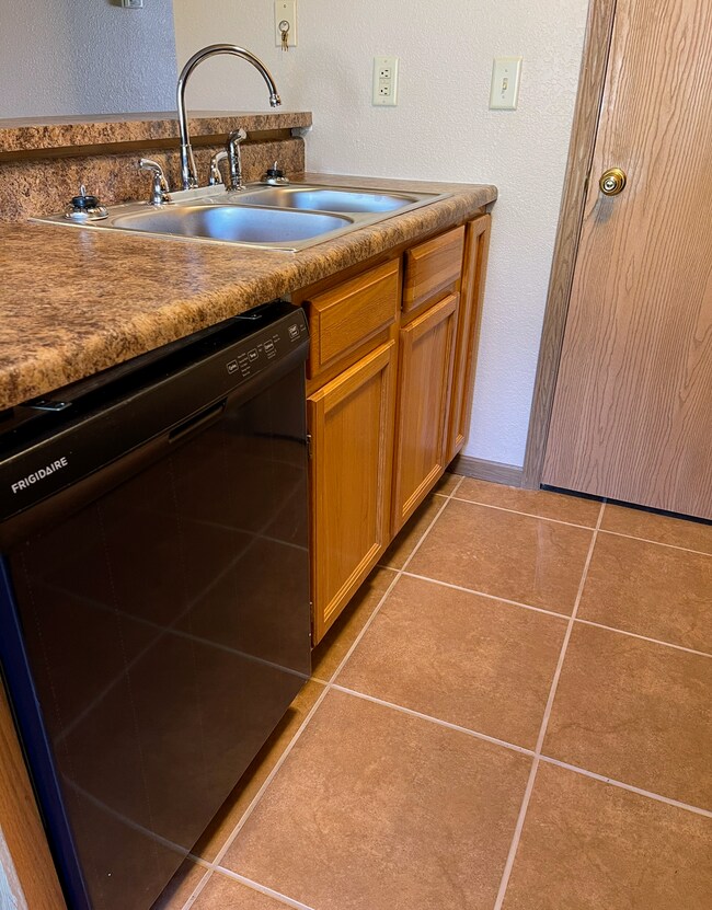 Building Photo - 307 Saint Joseph St