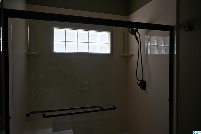 Building Photo - 2126 Russet Meadows Ln