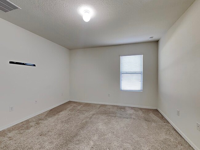 Building Photo - 320 Aberdeen Dr