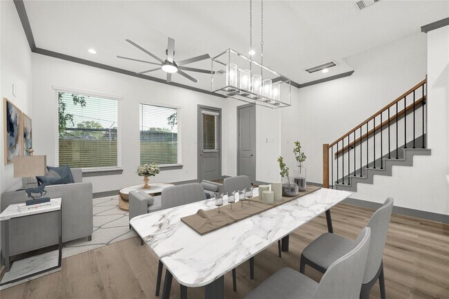 Building Photo - 4019 Stassen St