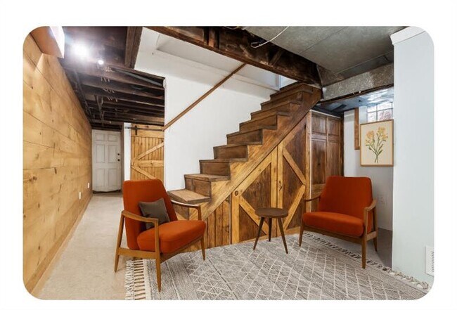 Building Photo - 414 Fisk St