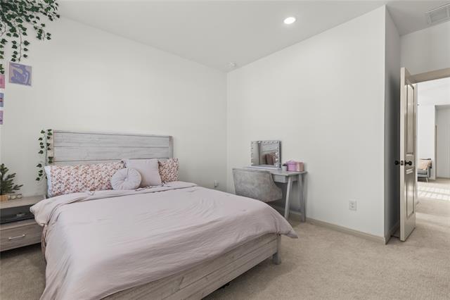 Building Photo - 15627 Rue Dr