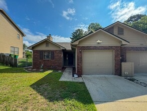 Building Photo - 2582 Gotts Ln