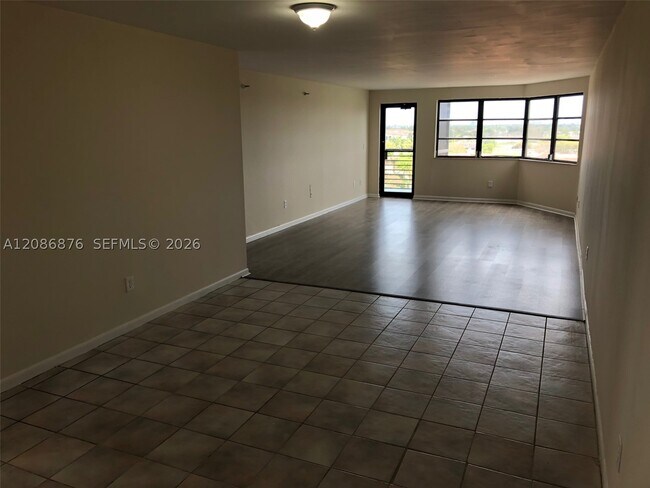 Building Photo - 20840 San Simeon Way