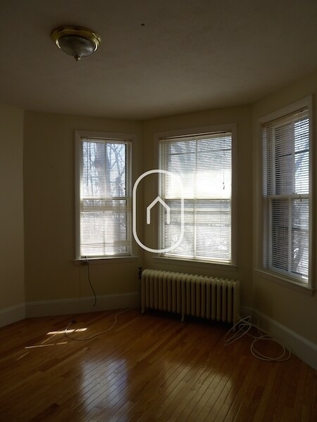 Building Photo - 15 Hatherly Rd