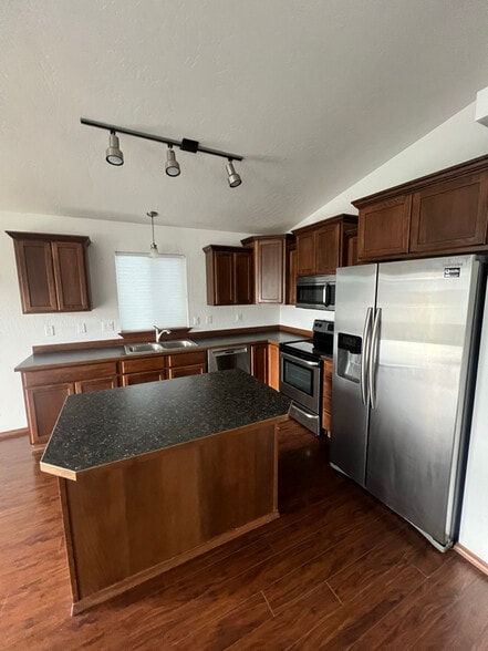 Building Photo - 7942 W Kayak Ct