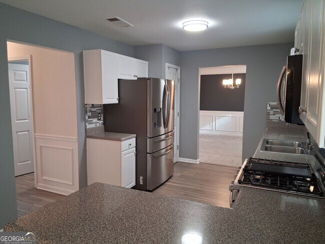 Building Photo - 122 Brenleigh Park Dr