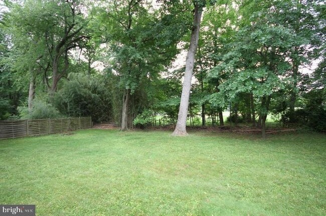 Building Photo - 8521 Tysons Ct