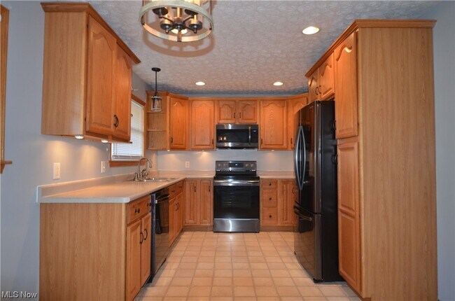 Building Photo - 3847 Neville Dr