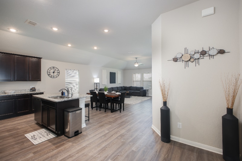 Building Photo - 5019 Topaz Bnd