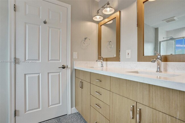 Building Photo - 4222 Cedar Creek Ranch Cir