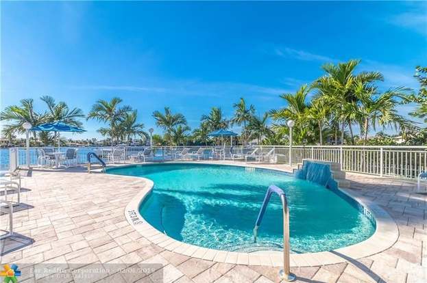 Building Photo - 511 Bayshore Dr