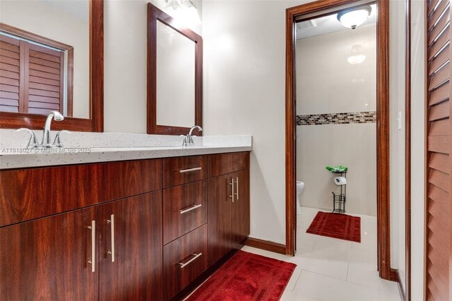 Building Photo - 9532 SW 154th Pl