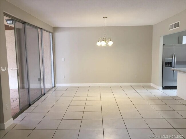 Dining room on the first floor - 9195 Fontainebleau Blvd