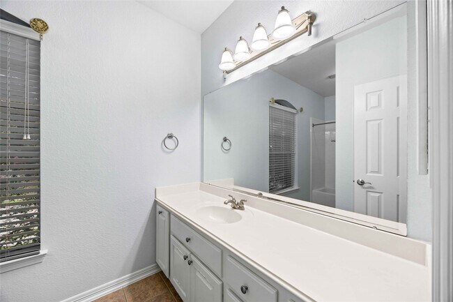 Building Photo - 10311 Pitcataway Dr
