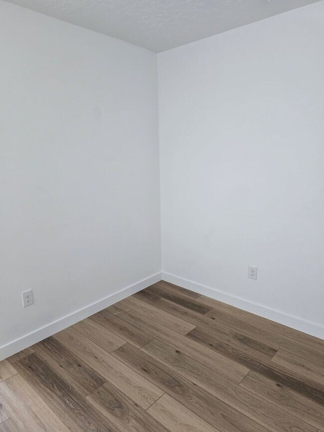 Building Photo - Nearly New, Well Appointed Modern Townhouse w 2 car attached garage