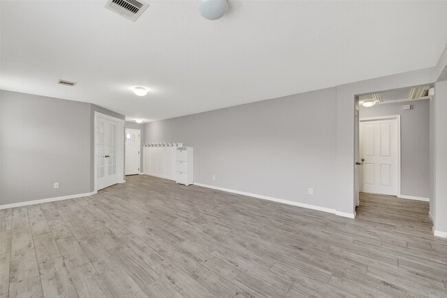 Building Photo - 20610 Moonrise River Ln