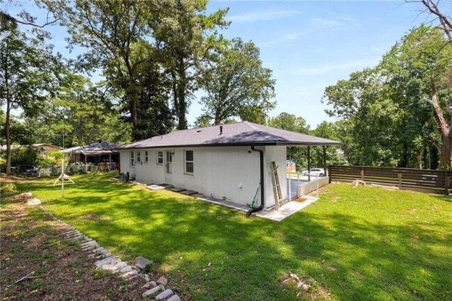 Building Photo - 4317 Brookside Dr