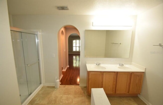 Building Photo - 241 Pine Shadow Ln