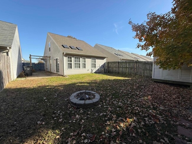 Building Photo - 5839 River Walk Cir