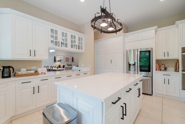 Building Photo - 4510 Island Reef Dr
