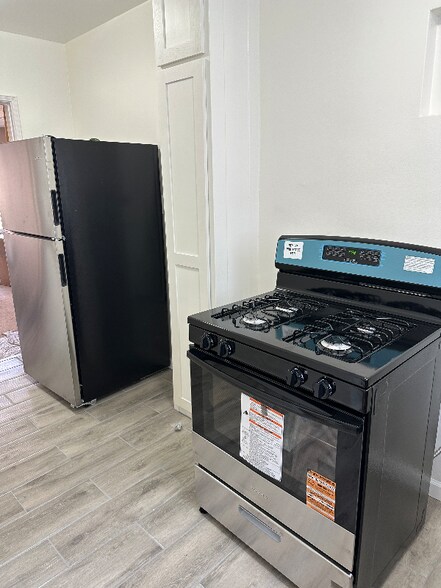 Building Photo - 4286 Leimert Blvd