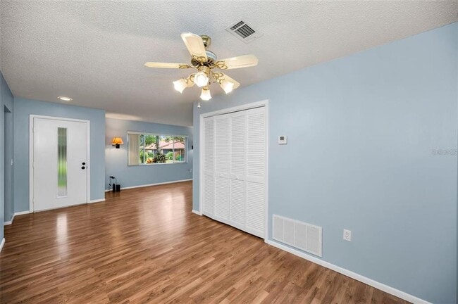 Building Photo - 4014 Davit Dr