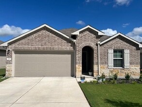 Building Photo - 207 Whipporwill Ln