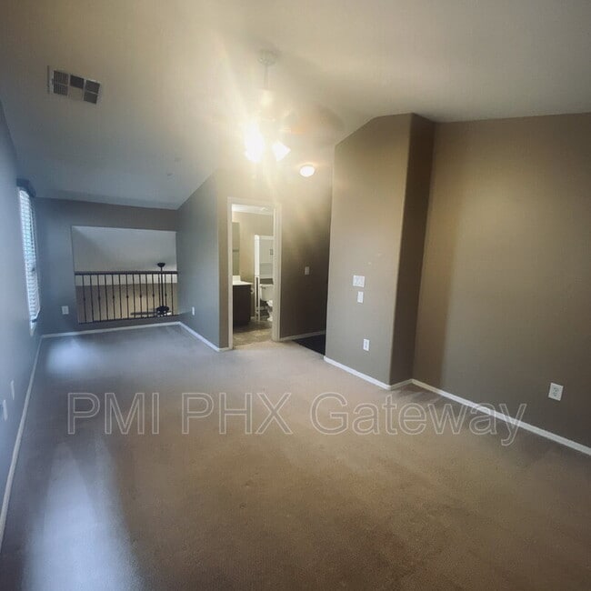 Building Photo - 1313 S Sabino Dr