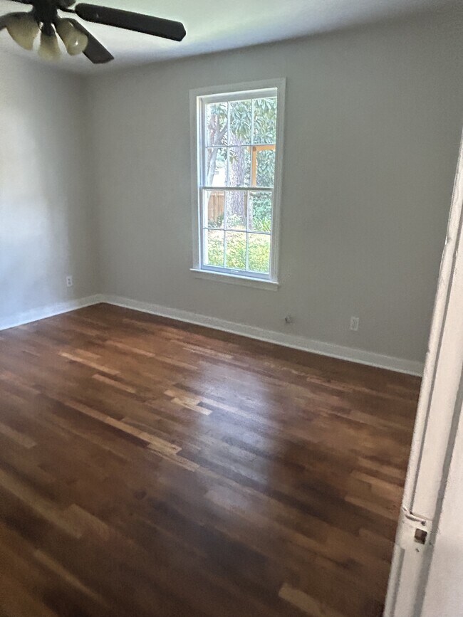 Building Photo - 612 Avoyelles St