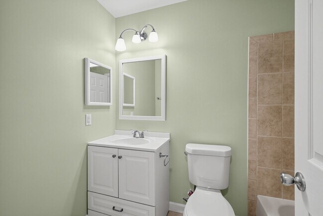 Building Photo - 13631 Winterspoon Ln