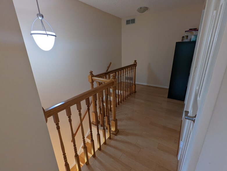 Landing - 539 French Rd