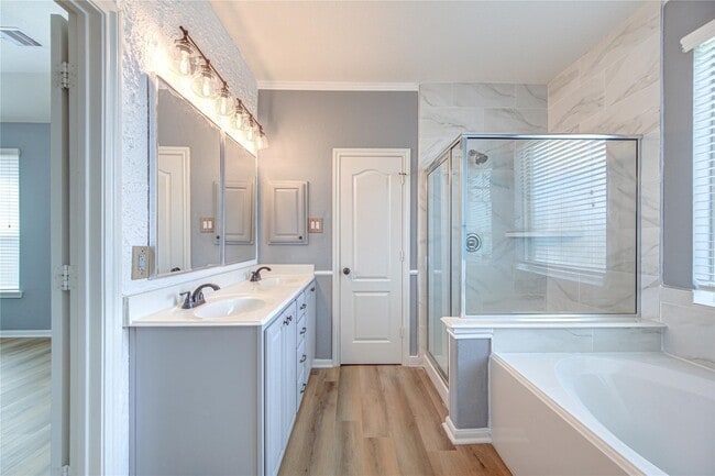 Building Photo - 6027 Mystic Berry Dr