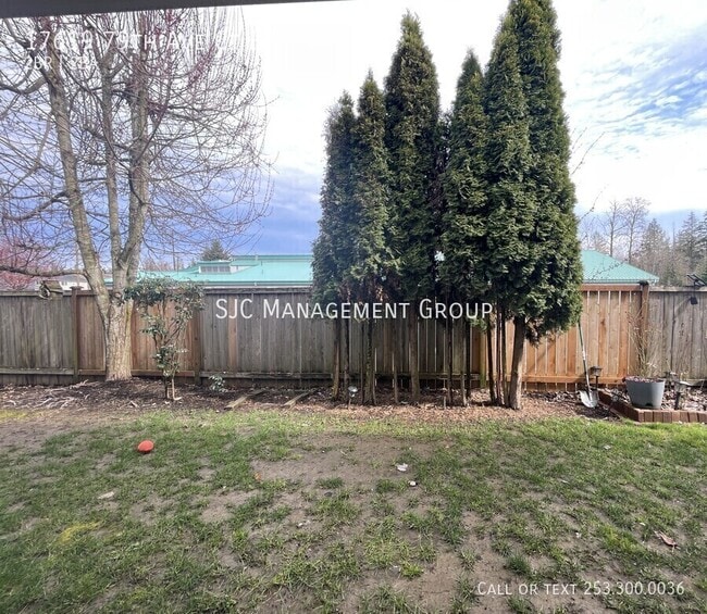 Building Photo - 17619 79th Ave Ct E