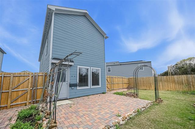 Building Photo - 932 Grebe Dr