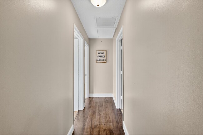 Building Photo - 151 Monterey Way