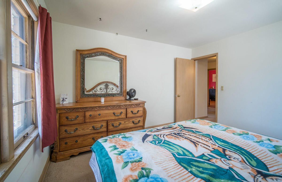 Building Photo - 7936 W Becher St