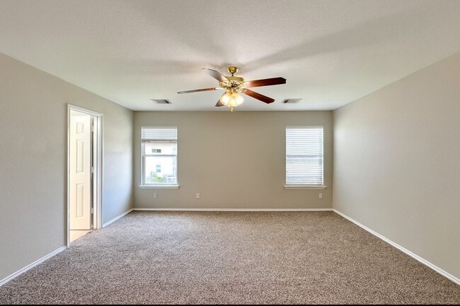 Building Photo - 6731 Providence View Ln