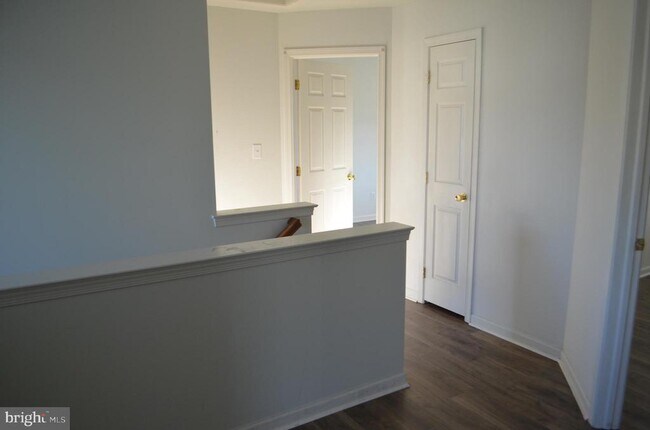 Building Photo - 12113 Fallen Timbers Cir