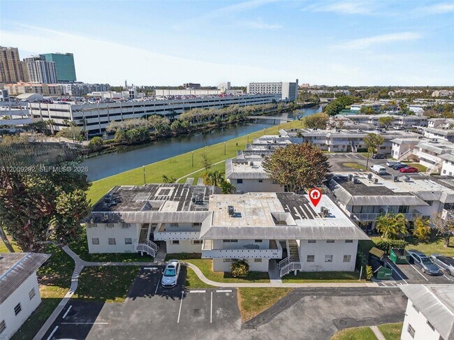 Building Photo - 7324 SW 82nd St